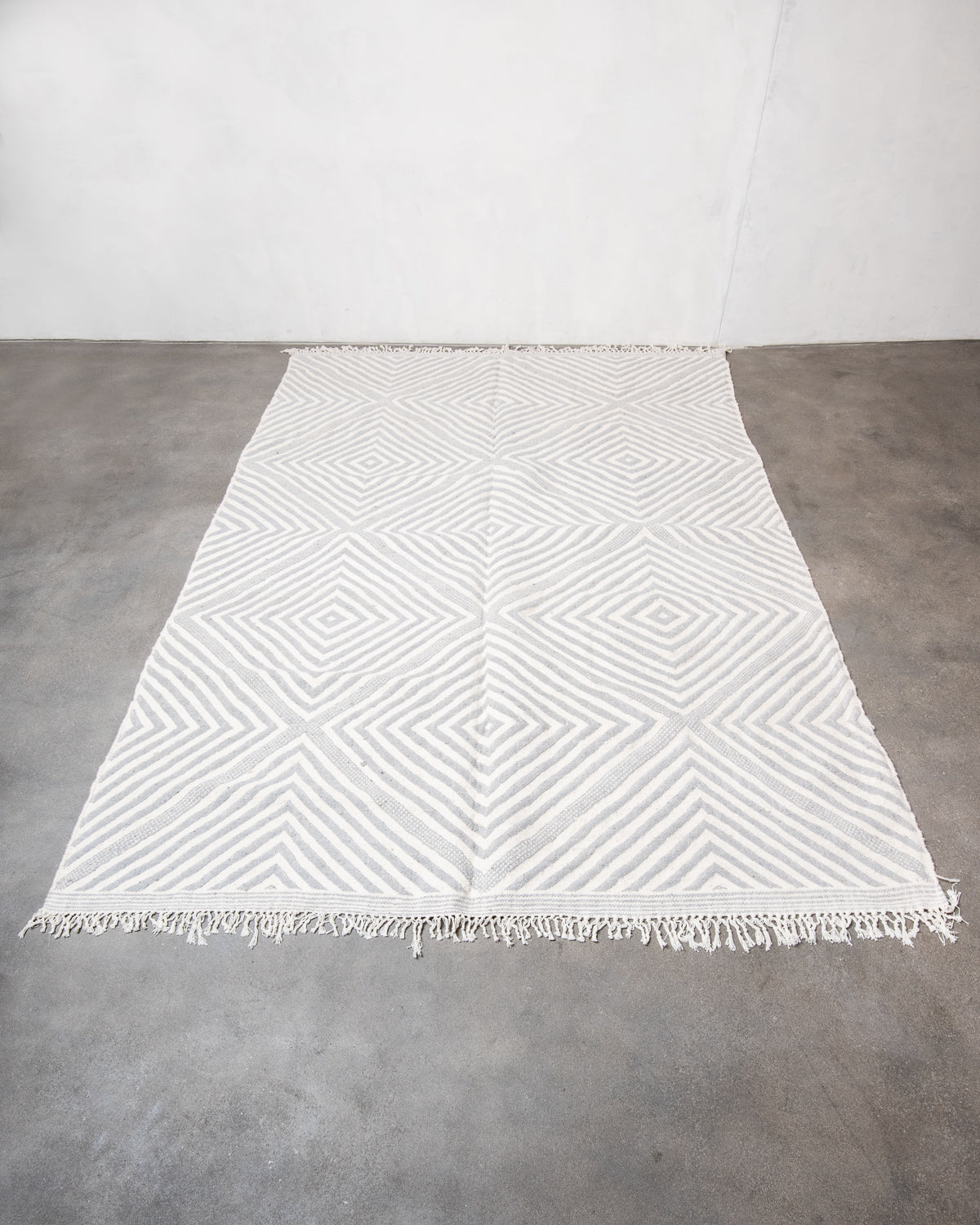 Modern, designer, handcrafted Berber rug from Morocco. Kelim carpet with beautiful designs and robust flat weave. 100% wool.